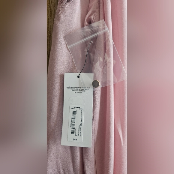 BOLD elements Pink Lace Long Sleeve Top - Picture 4 of 4